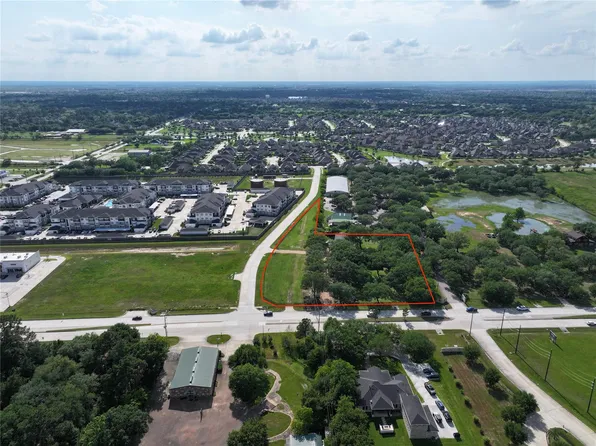 16607 Mueschke Rd, Cypress, TX 77433