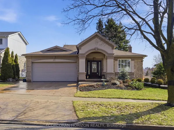 197 Autumn Hill Cres, Kitchener, ON N2N 1K9