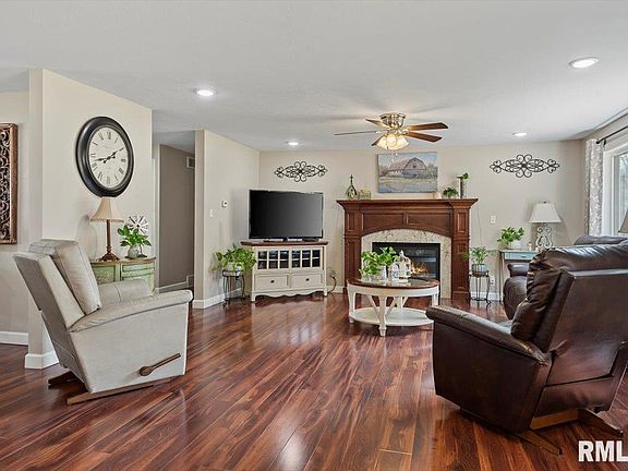 5th image of 689 S Bradfordton Rd