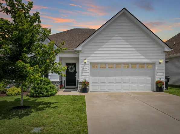 2122 Oak Dr, Murfreesboro, TN 37128