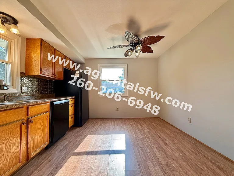 2911 Nordholme Ave — Photo 4