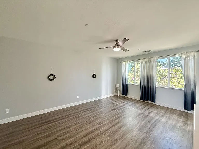 1248 Steinbeck Dr — Photo 11