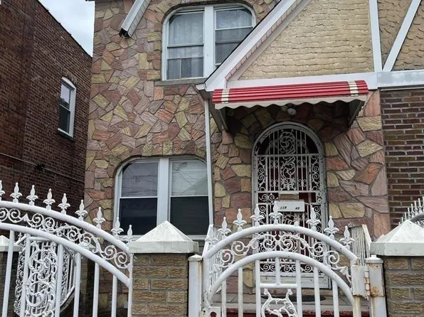 (undisclosed Address), South Ozone Park, NY 11420