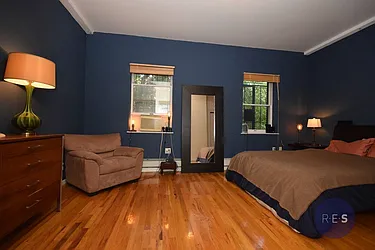 Rented by RES New York