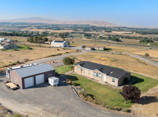 10711 W Yakitat Pl, Benton City, WA 99320