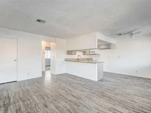 152 Judy Ln, Henderson, NV 89015