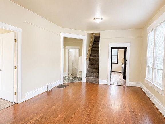 4th image of 1011 E Augusta Ave