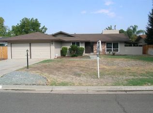 5955 E El Monte Way, Fresno, CA 93727