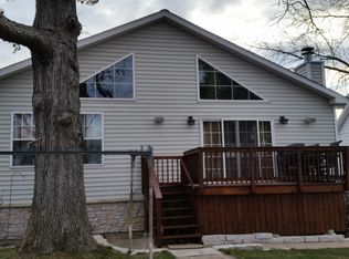 42450 N Witt Rd, Antioch, IL 60002