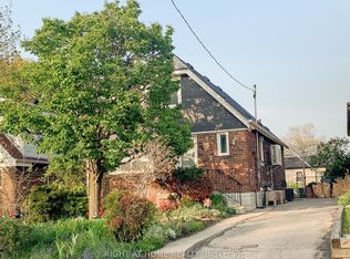 75 Binswood Ave #BASEMENT, Toronto, ON M4C3N8