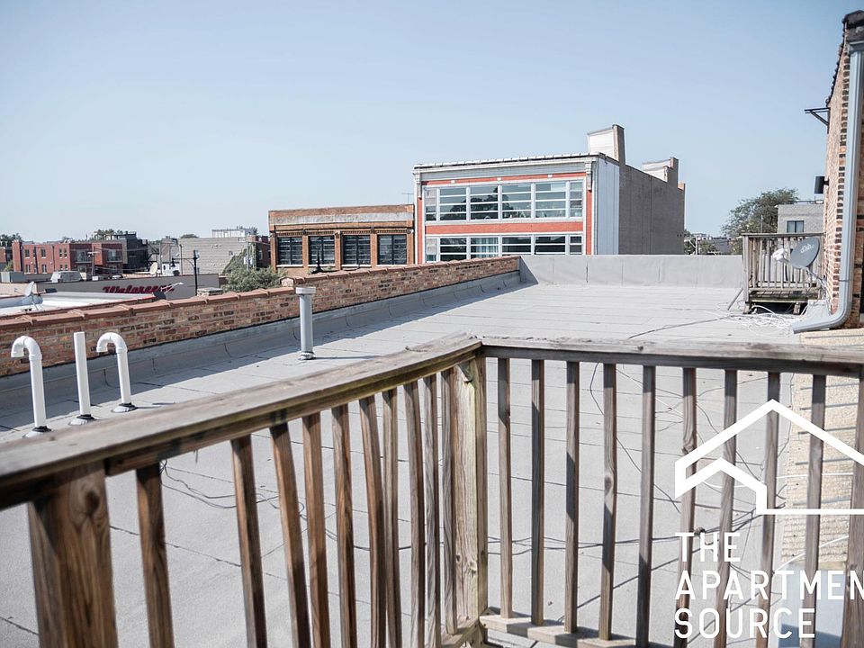 1st image of 2401 W North Ave #Mxw7yfdkt