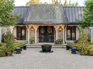 2000 Manzanita Ln, Reno, NV 89509