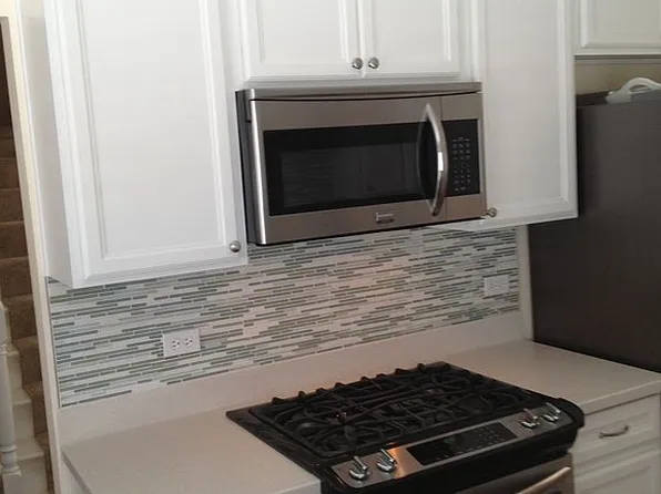 1553 Blackburn St, Wheaton, IL 60189