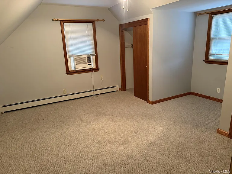 362 Piccadilly Dwns — Photo 12