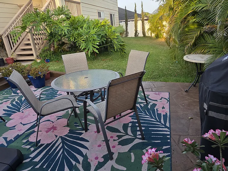 8 Akeu Pl — Photo 9