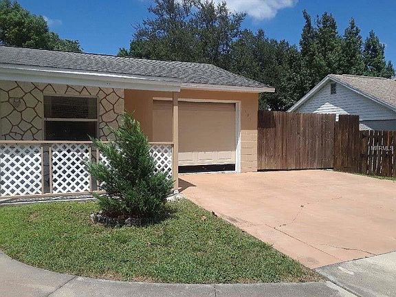 2nd image of 605 E Iris Dr