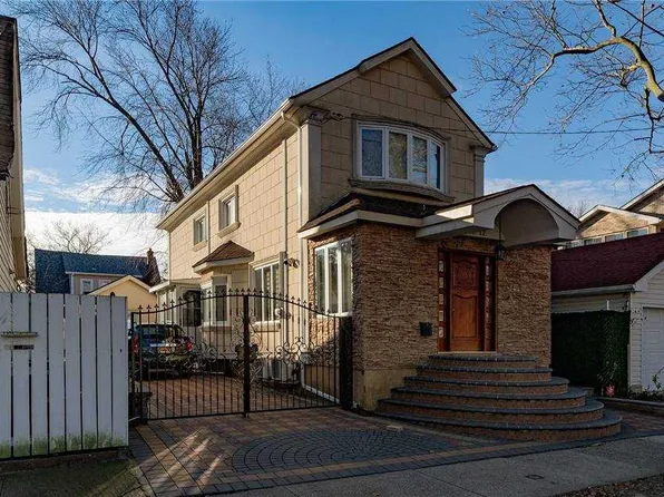 160-12 73rd Ave, Fresh Meadows, NY 11366