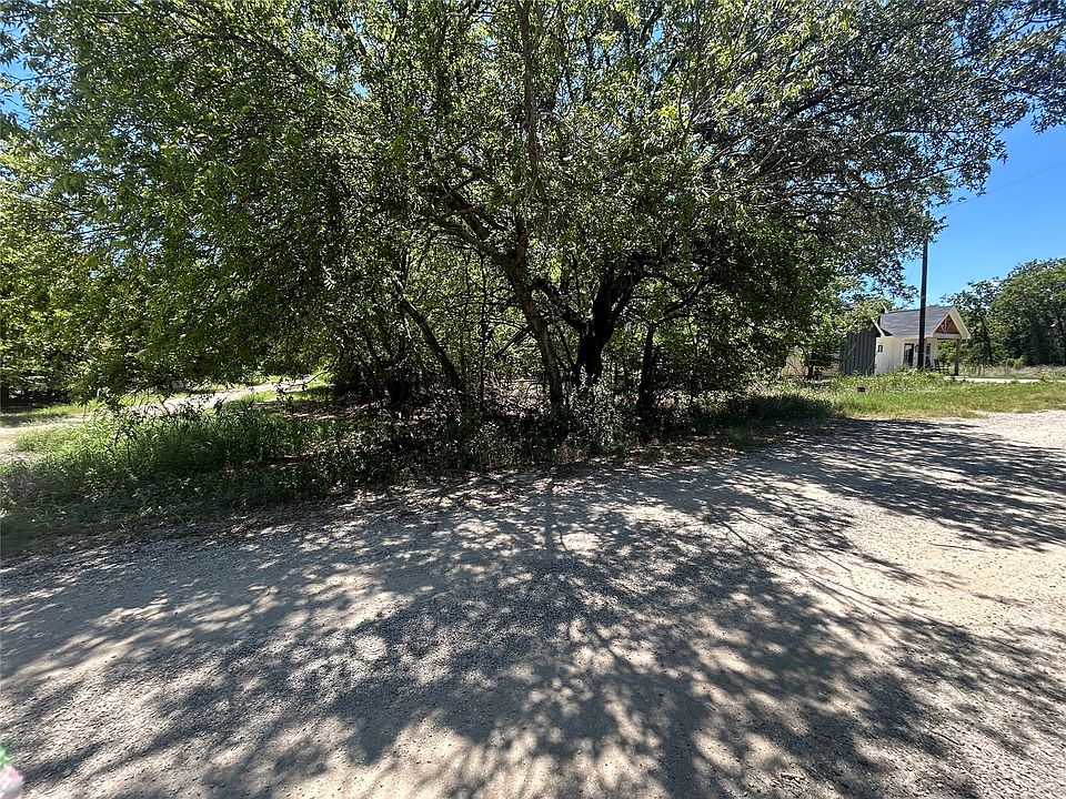 1st image of 5506 Mercedes Cir