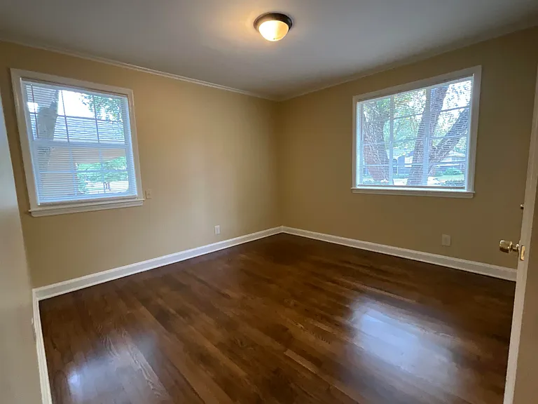 4980 Sequoia Rd — Photo 10