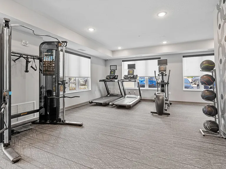 Rya Apartments — Photo 43