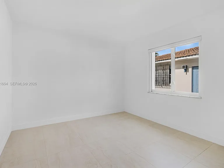 2045 SW 125th Ct — Photo 25