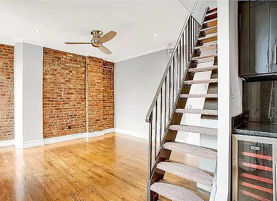 5th image of 215 Mott St #5