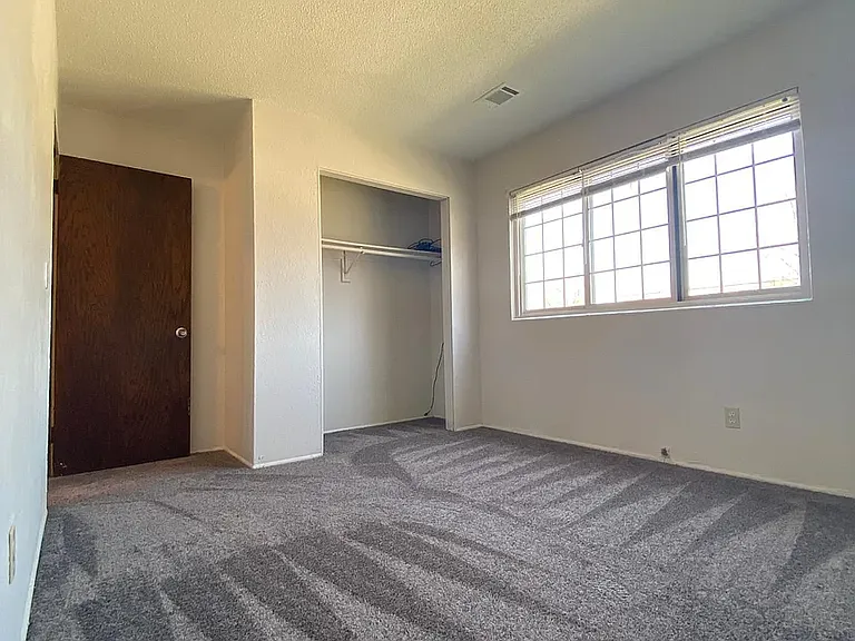 646 22nd Ave NE #5 — Photo 13