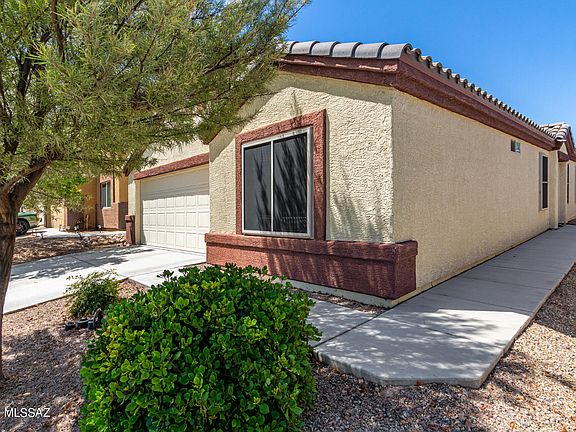 3rd image of 8026 S Nautilus Dr
