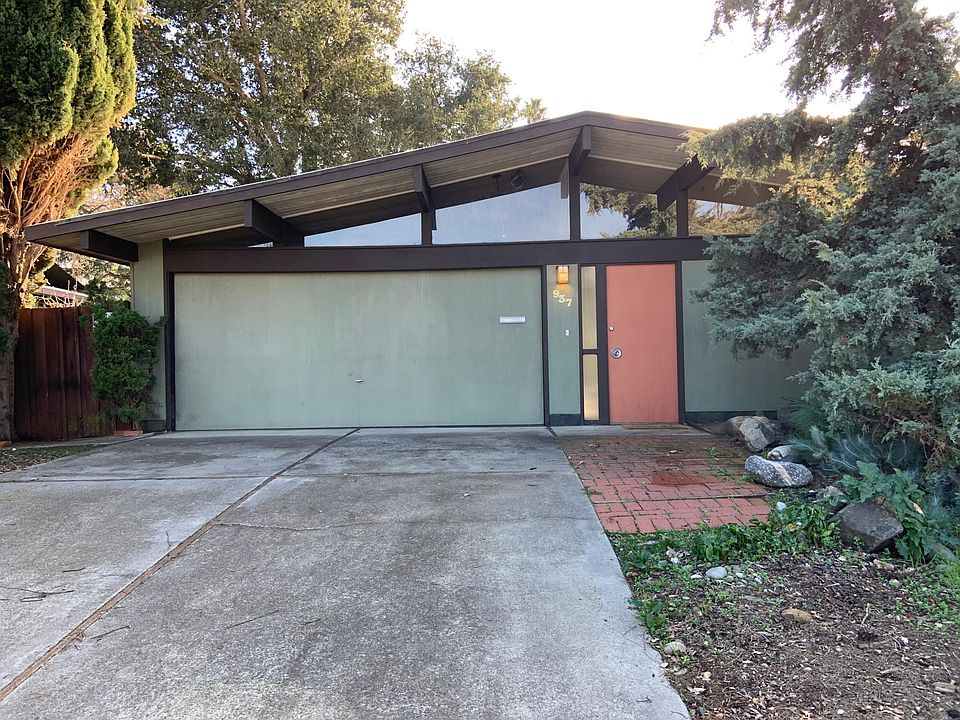 1st image of 937 Eichler Dr