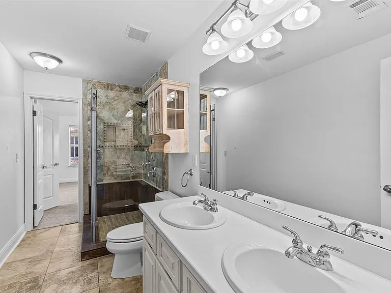 5724 Brittlyns Ct — Photo 32