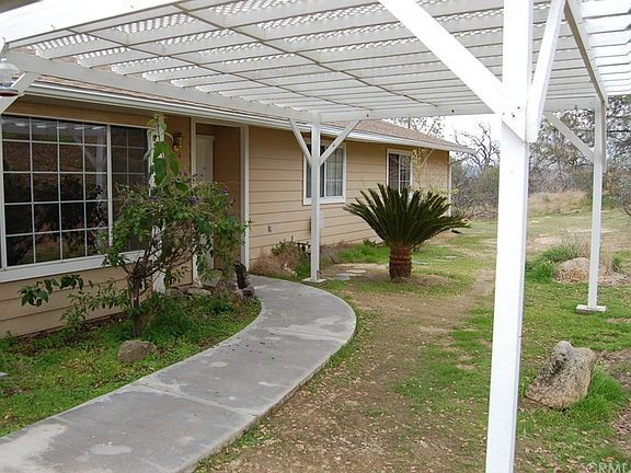 2nd image of 29755 Tioga Dr