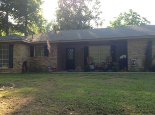 315 Crestwood Dr, Marshall, TX 75672