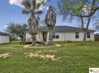 18181 Senior Rd, Von Ormy, TX 78073