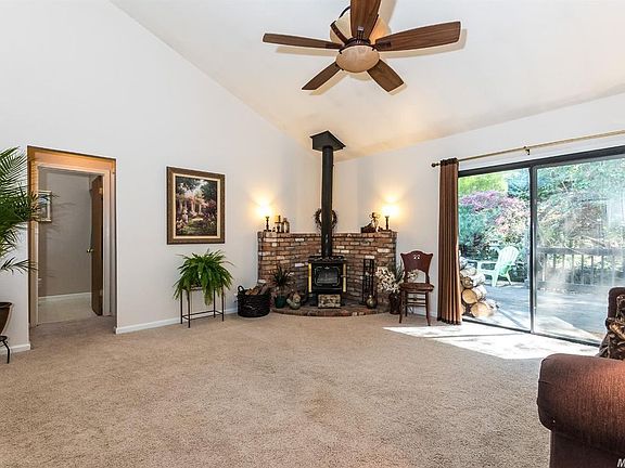 4th image of 2659 Arrow Ct