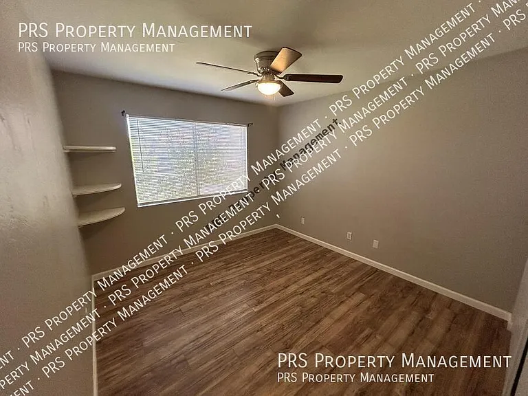 2207 W Monroe St — Photo 24