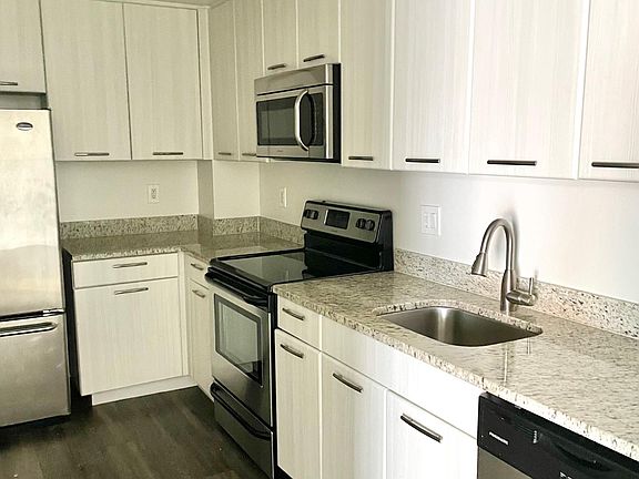 2nd image of 255 Evernia St #141