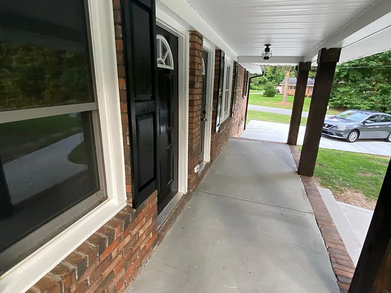 2221 Pine Rd — Photo 4