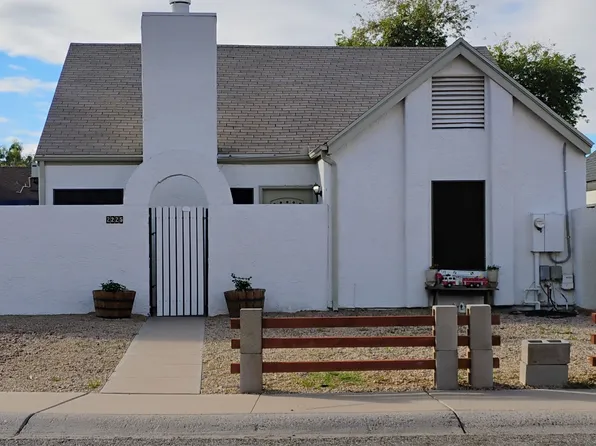 2225 W Ross Ave, Phoenix, AZ 85027