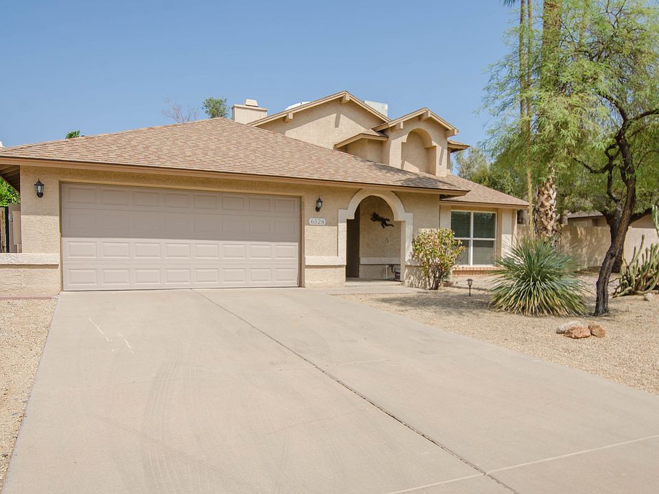 6528 E Paradise Lane