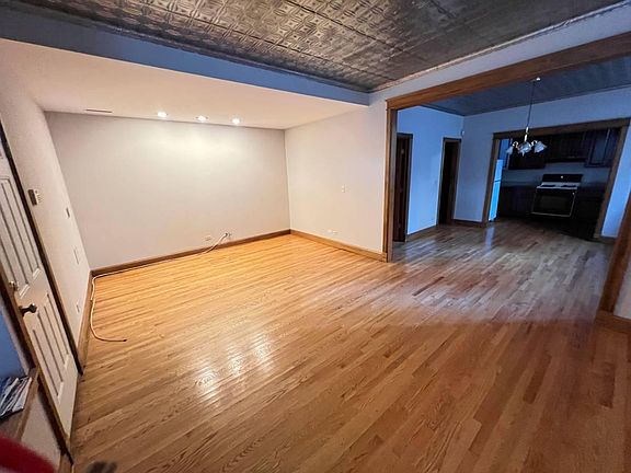 3rd image of 1215 N Damen Ave Unit G