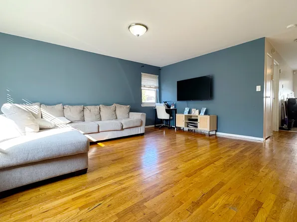 1460 68th Street image 8 of 19