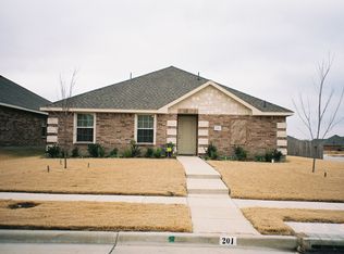 201 Rosewood Ct, Red Oak, TX 75154