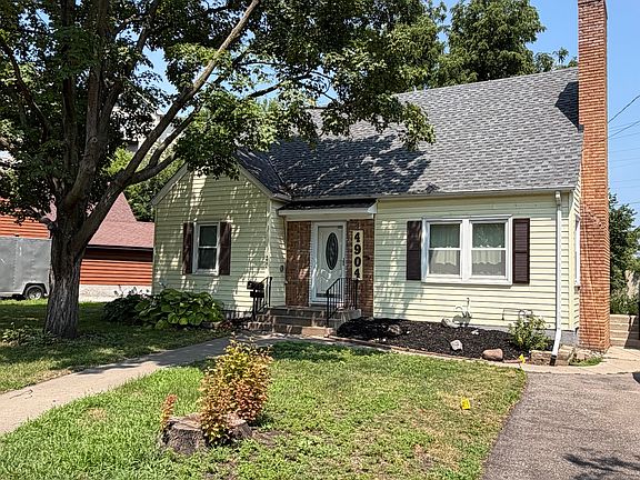 3rd image of 4904 53rd St E