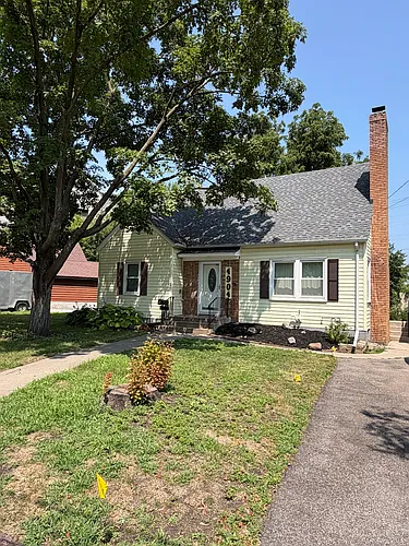 4904 53rd St E Photo 1