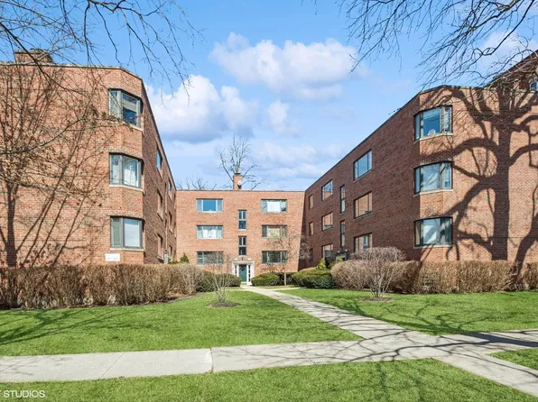 2613 Central St APT 1, Evanston, IL 60201