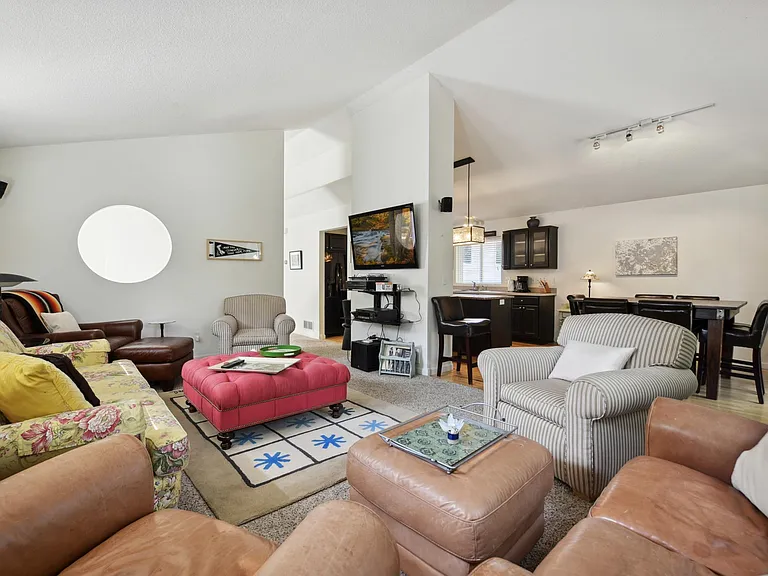 4626 Kildare Rd — Photo 5