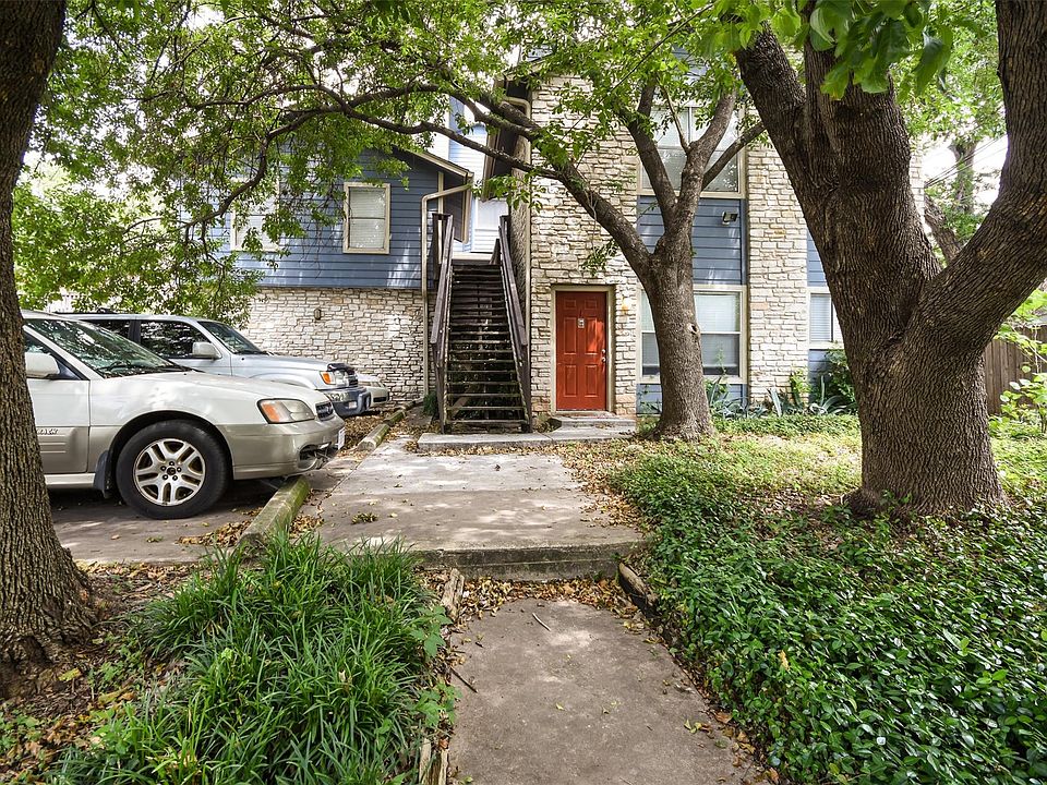 1st image of 3004 Speedway APT 2