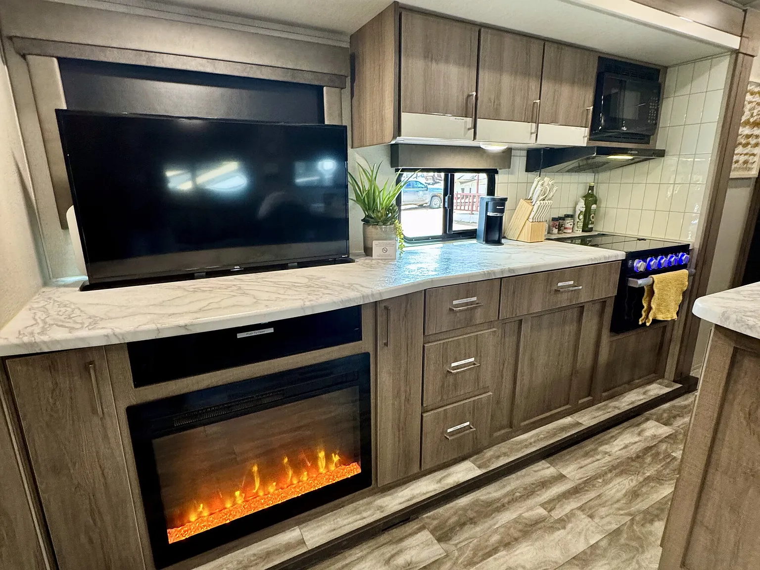 1 bed, $1,250 — Photo 2