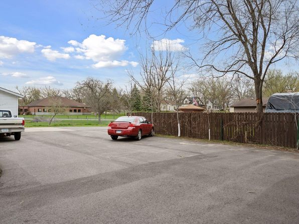 143 Broadway St E, Rockville, MN 56369