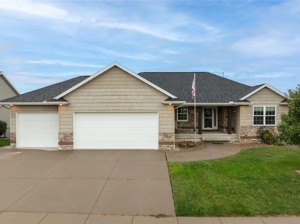 272 Barrington Ct, Marion, IA 52302